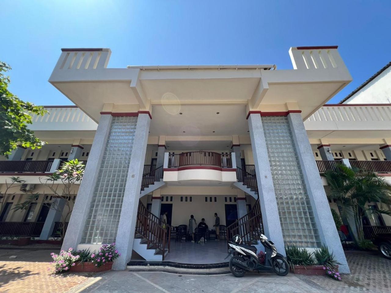 Hotel Century 庞岸达兰 外观 照片